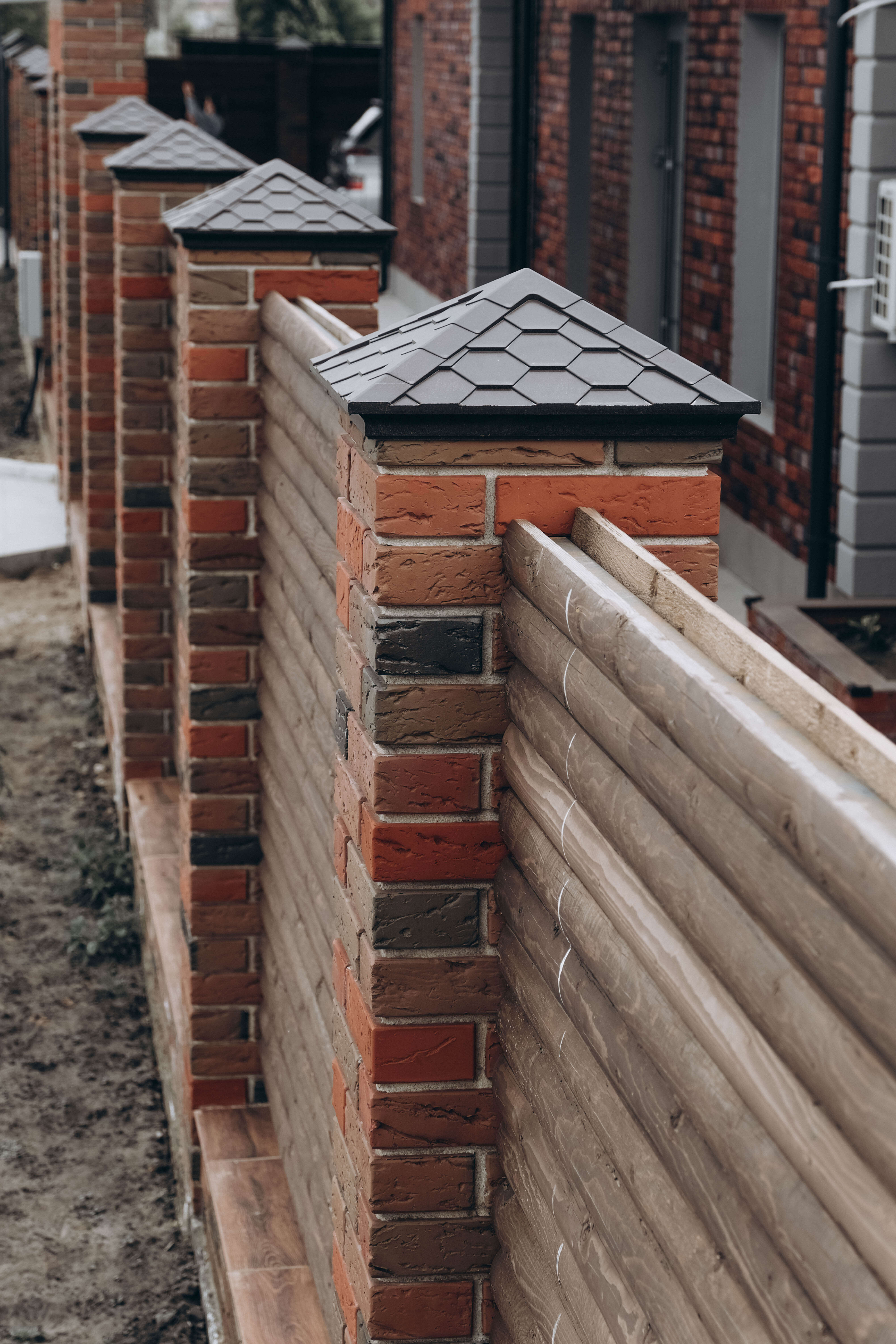 Колпак Zking Эверест Коричневый на столб 1.5х1.5 кирпича (390х390мм) в Гулькевичах фото